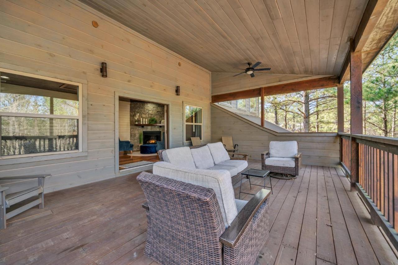 Merlot Mountain - Heated Spa Pool And Hot Tub! Cabin Broken Bow Bagian luar foto