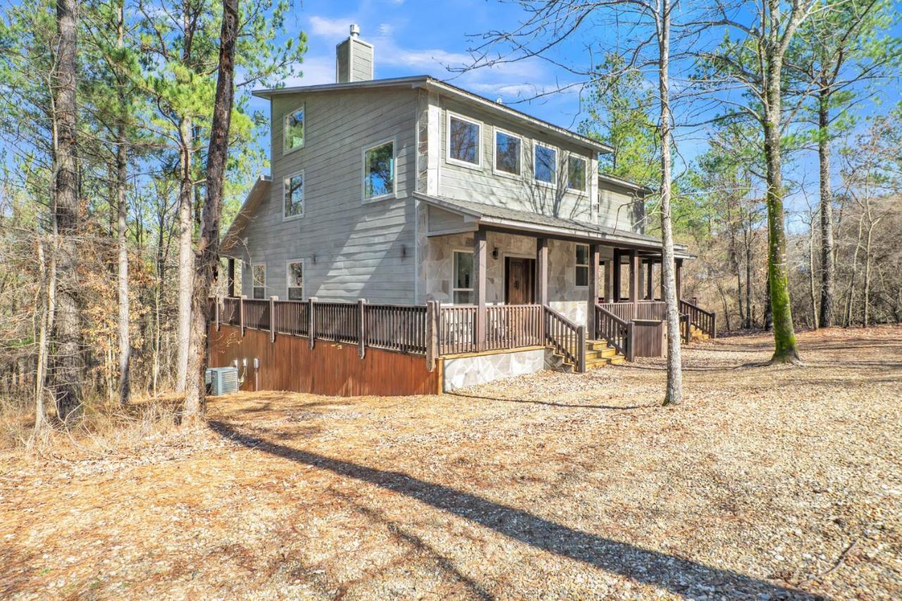 Merlot Mountain - Heated Spa Pool And Hot Tub! Cabin Broken Bow Bagian luar foto