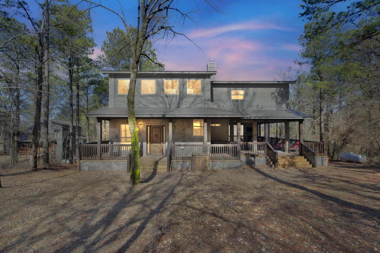 Merlot Mountain - Heated Spa Pool And Hot Tub! Cabin Broken Bow Bagian luar foto
